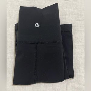 Lululemon Wunder Under Crop